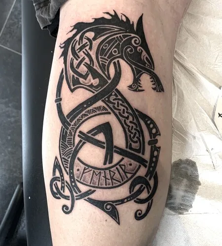 Nordischer Drache Blackwork Tattoo - Spirit of 666 Oberhausen