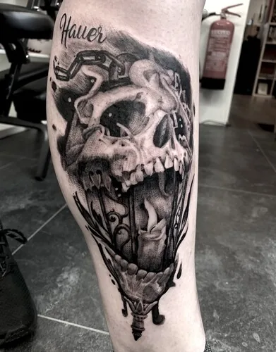 Tierschädel Blackwork Tattoo - Spirit of 666 Oberhausen